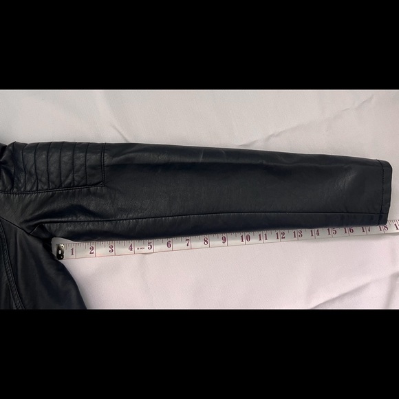 Only Faux Leather Jacket - Woman’s - XS in Black - Picture 4 of 6